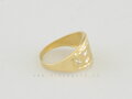 Plochý matný prsteň zo žltého zlata s bielymi hviezdičkami