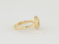 Prsteň zo žltého zlata v tvare srdiečka s kameňmi