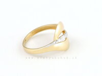 Žlto biely zlatý prsteň s pásikom napodobňujúcim ligotavé kamienky